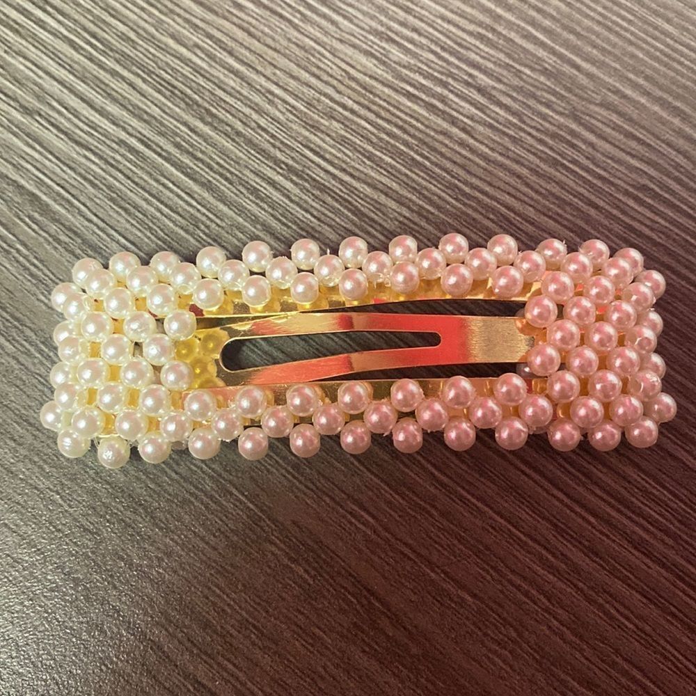⭐️ HOST PICK⭐️ Pearl Hair Clip - Picture 2 of 2
